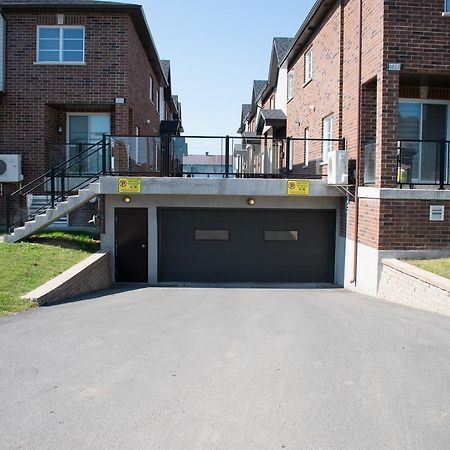 Luxury Two Story Villa Unit D Laval Exterior photo